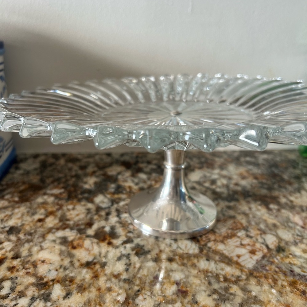Silver Plated Glass Pedestal Cake Stand Cake plate 11"